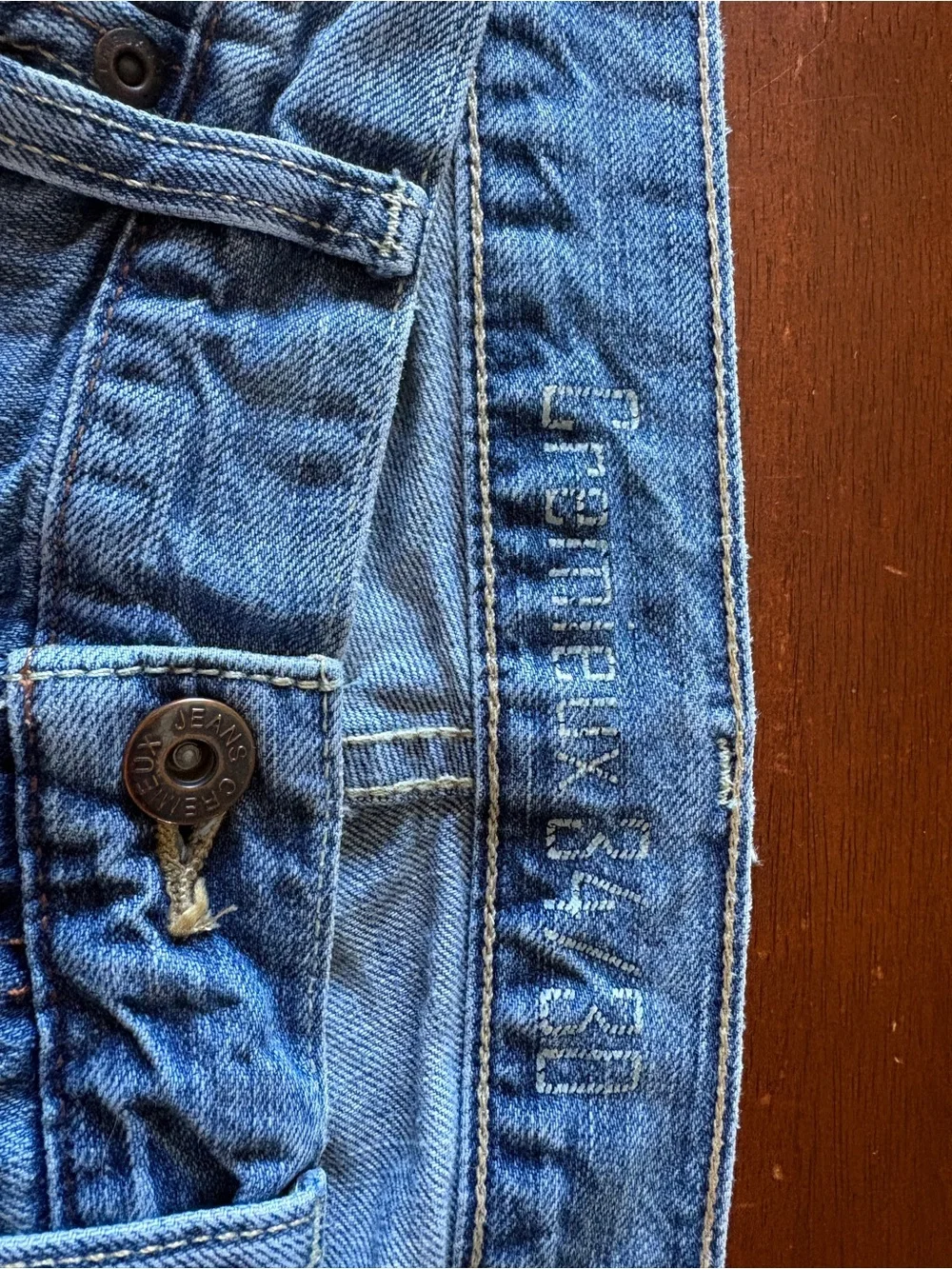 Daniel Cremieux Light Blue Relaxed Fit Jeans